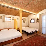 Bolognaroomscom - Ca' Palazzo 3*