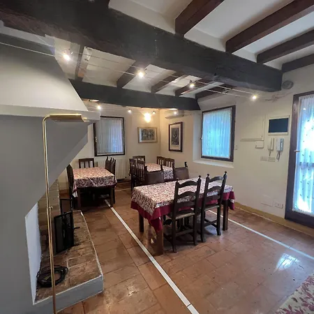 Borgo Malvasia - Ca' Palazzo לינה וארוחת בוקר