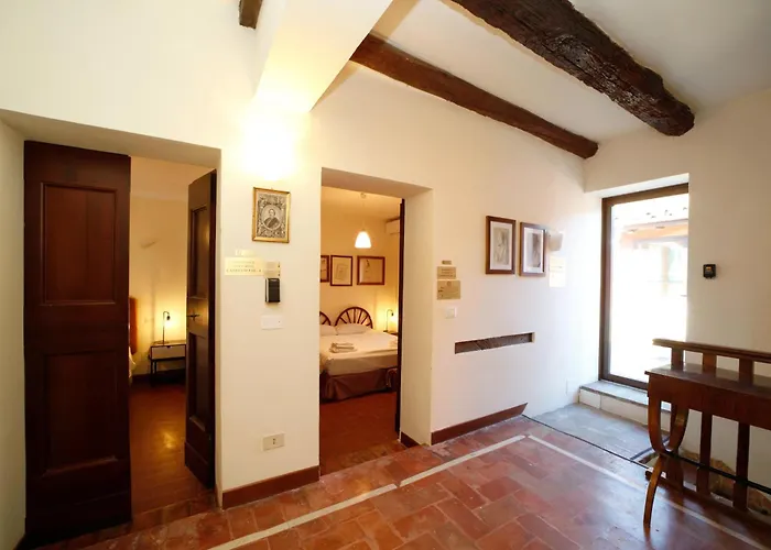 לינה וארוחת בוקר Bolognaroomscom - Ca' Palazzo 3*