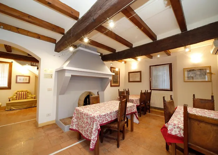 Bolognaroomscom - Ca' Palazzo 3*